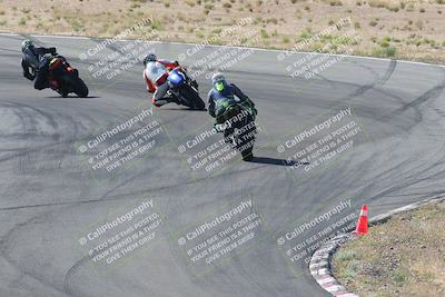 media/Apr-20-2025-AHRMA (Sun) [[393a79c373]]/Race/Group 11 early race/Turn 4b/